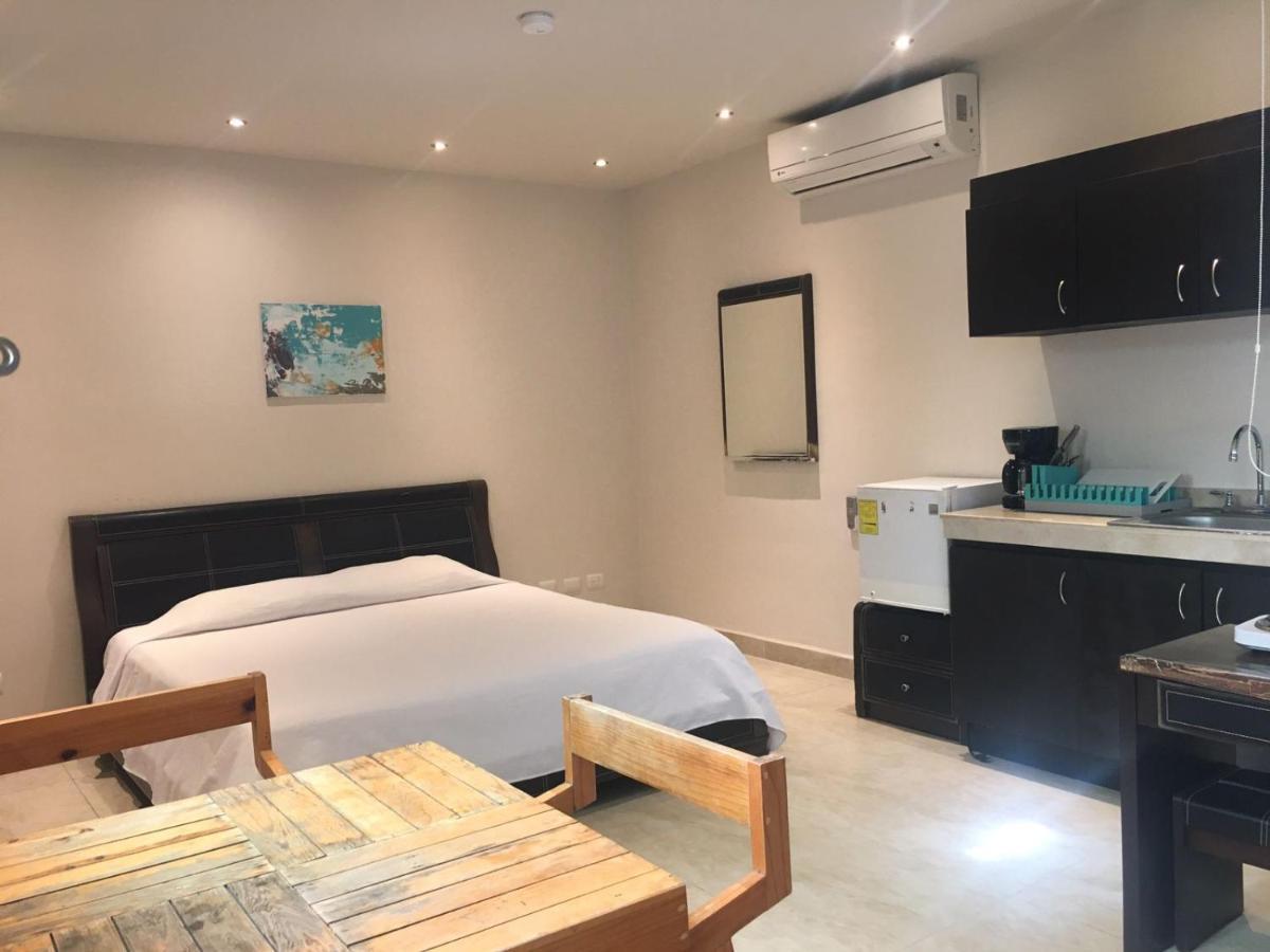 Hotel 770 Плая дел Кармен Екстериор снимка